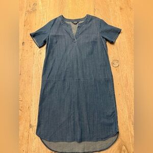 Lands’ End Dark Denim Chambray Tunic Dress Size 4 EUC